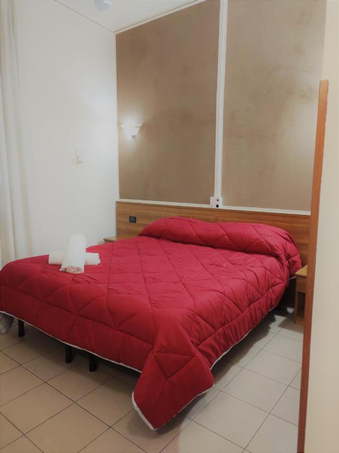 Hotel Marinoni Ломацо Екстериор снимка