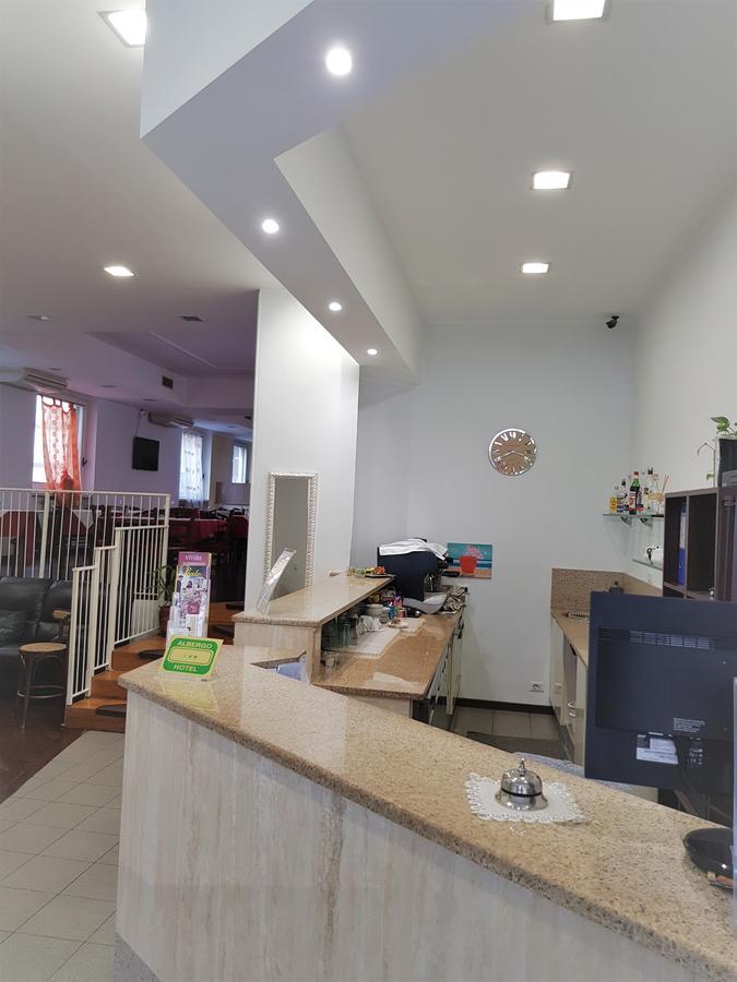 Hotel Marinoni Ломацо Екстериор снимка
