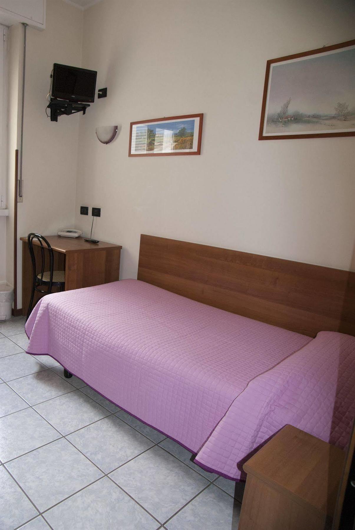 Hotel Marinoni Ломацо Екстериор снимка
